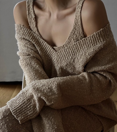 fuzzy v neck knit